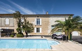 Domaine De Meyney